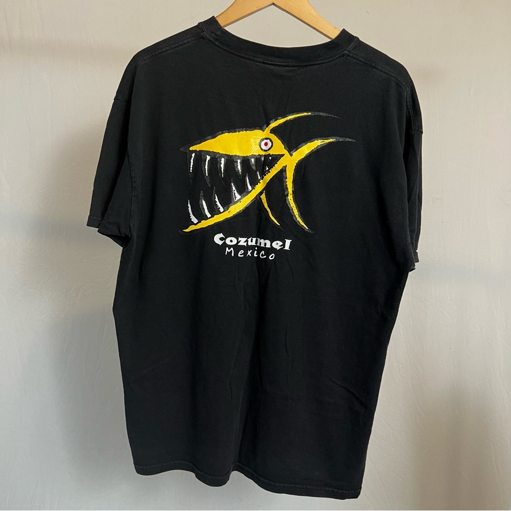 black mexico tee